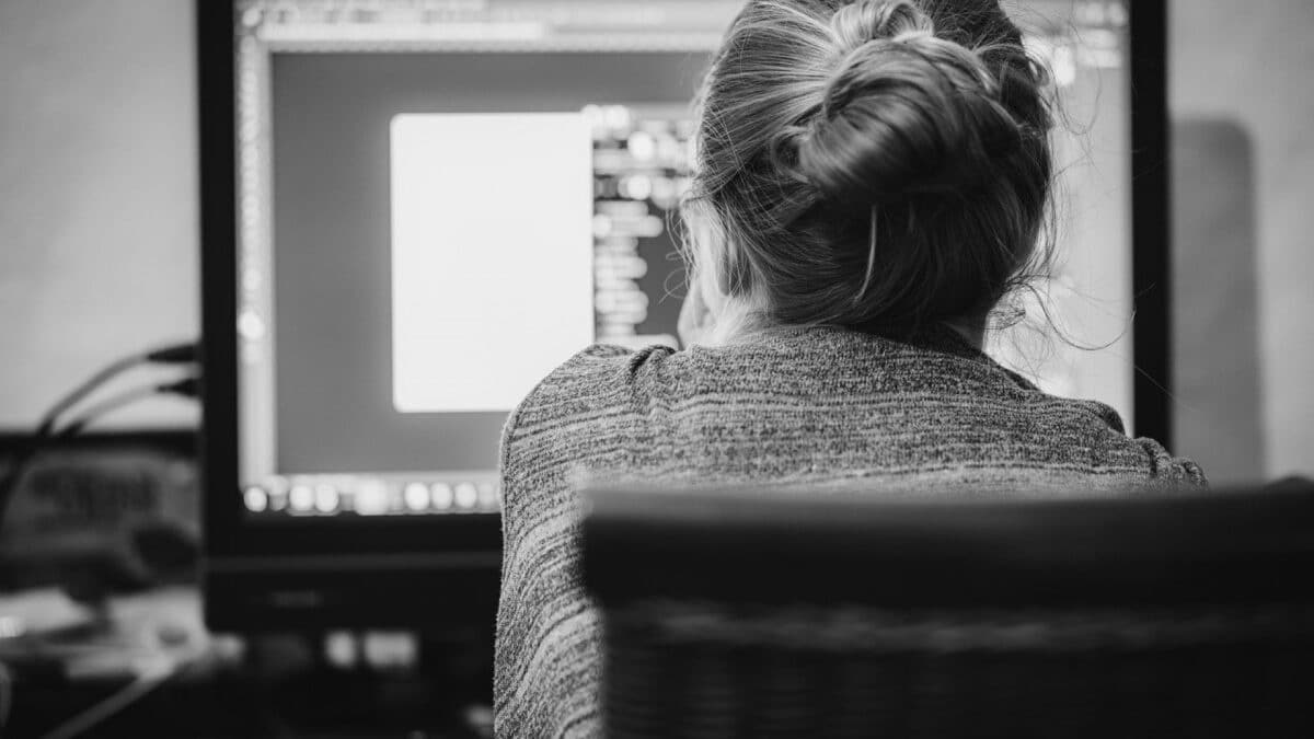 Que faire après un Bachelor Communication Digitale ?