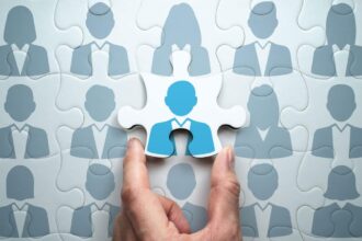 Puzzles représentant les nouvelles méthodes de recrutement en 2022